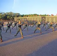 红白军备战对手,全队备战齐心合力 红白军备战对手,全队备战齐心合力