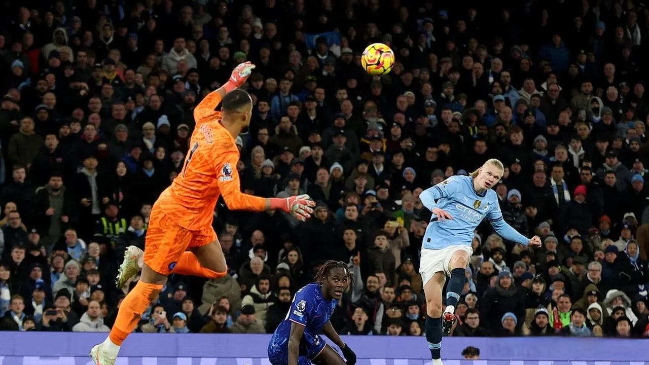 切尔西主场擒下曼城，英超争冠之争瞩目登场