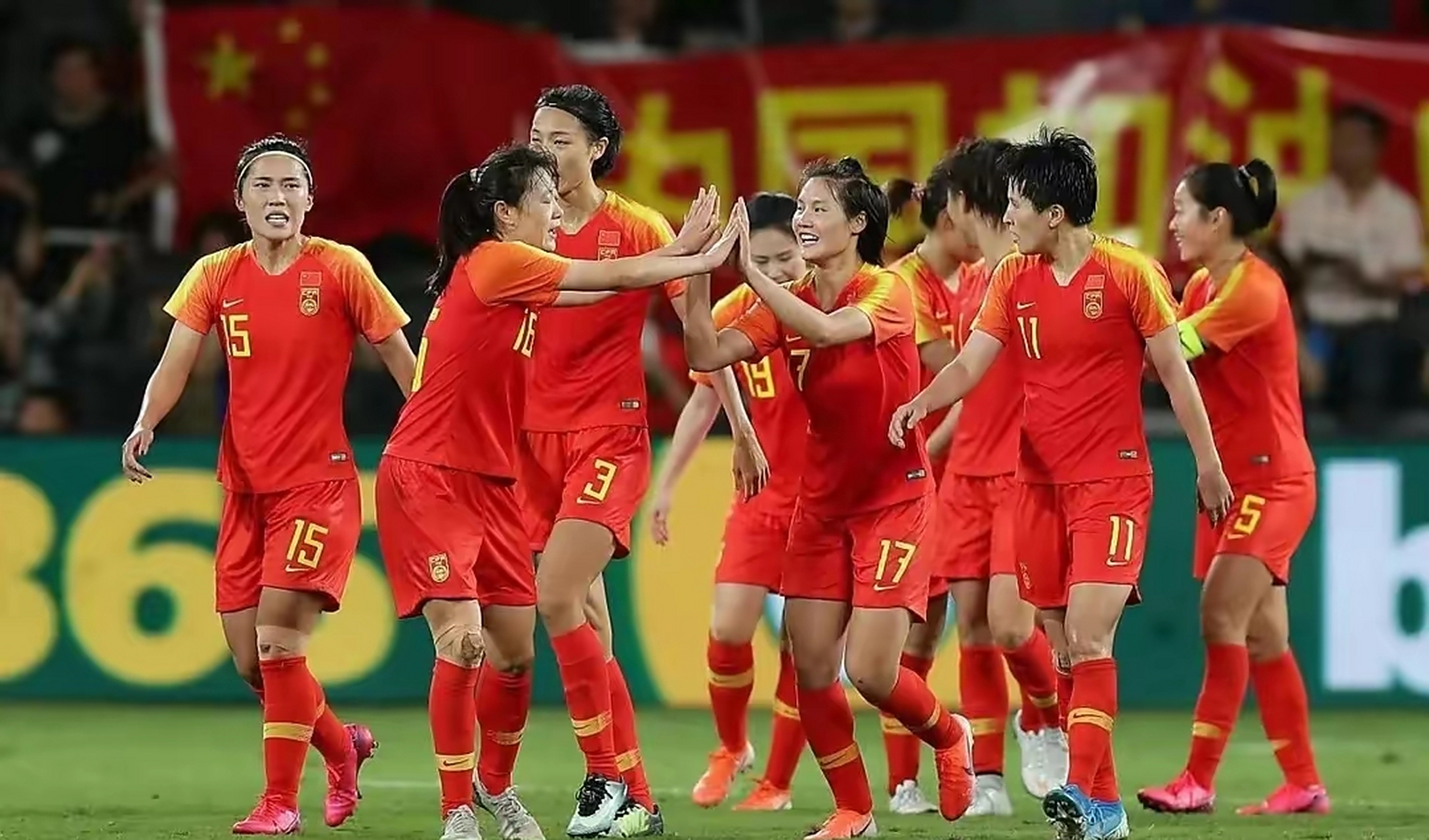 世界女足比赛，中国队夺冠，赛场风采依旧