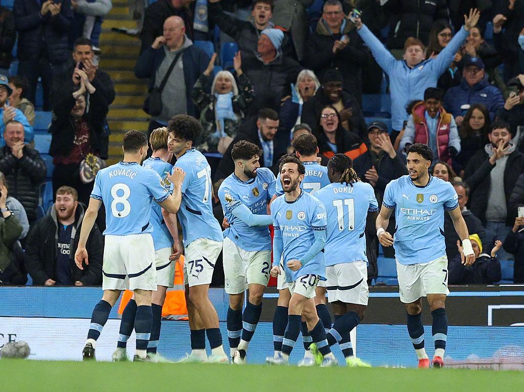 曼城客场战平阿斯顿维拉，领先保守优势