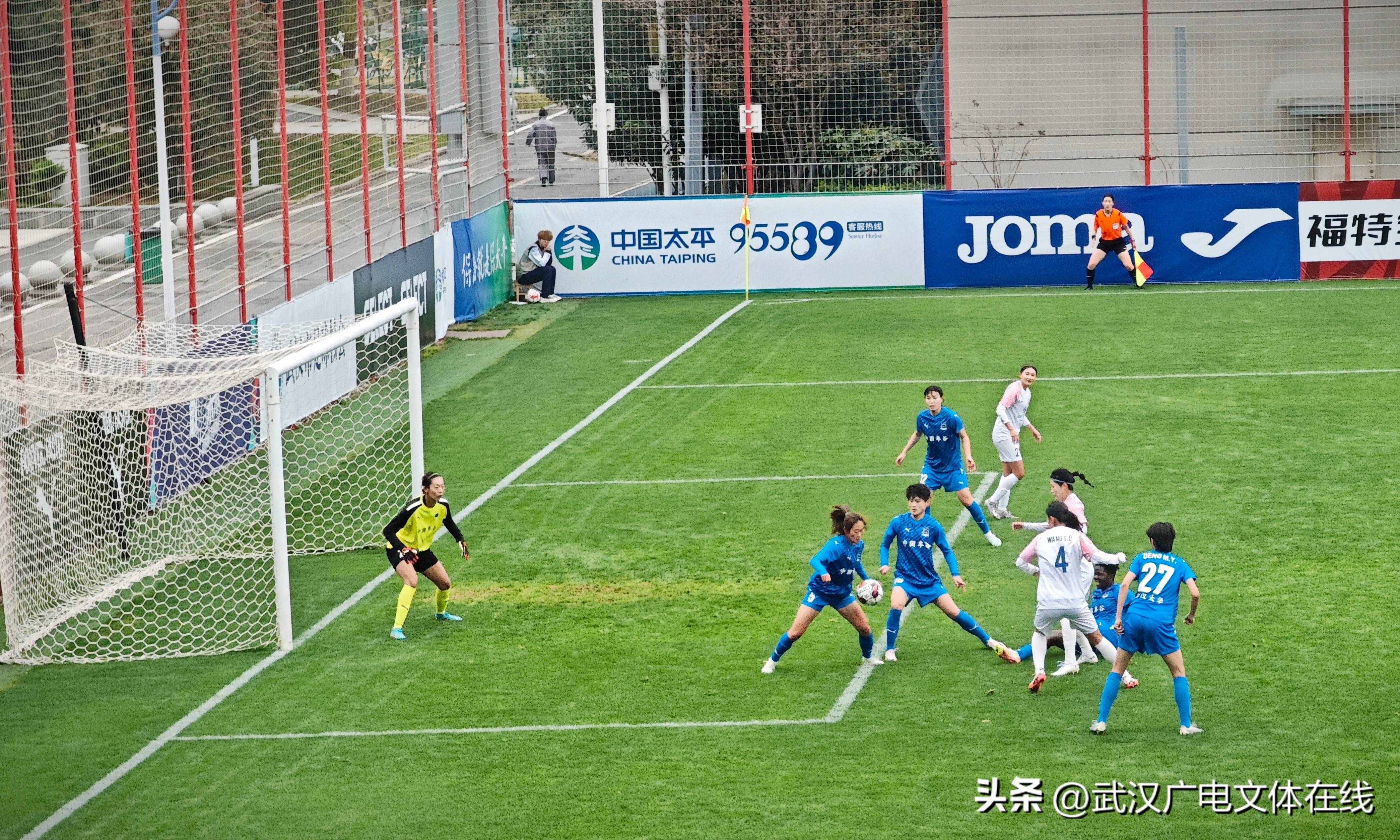 热闹快报：国内外女足盛事引爆全场