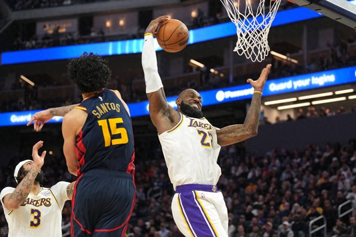 战神队客场击败湖人，实现连胜