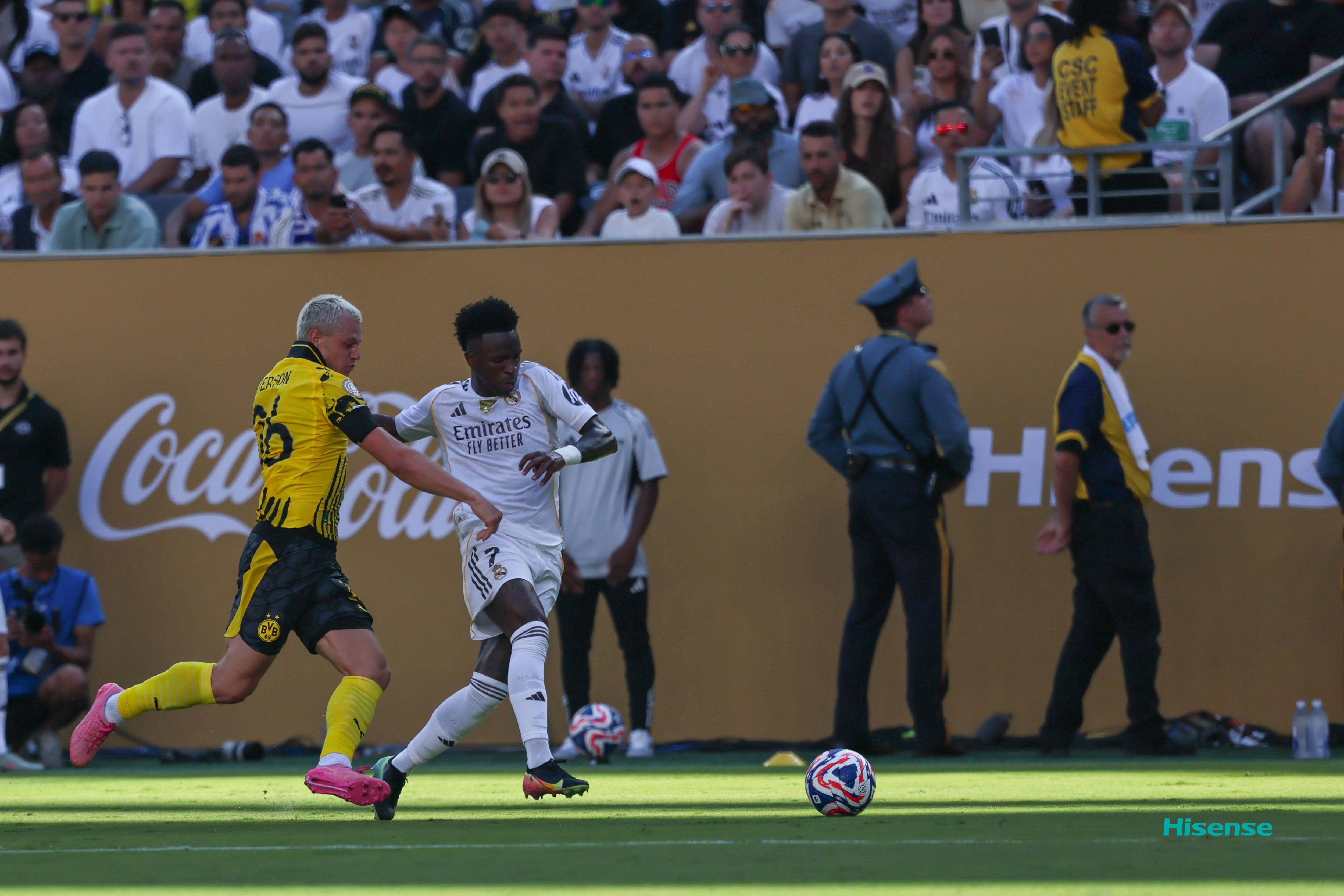 皇家社会客场3-1击败强敌，创造历史佳绩