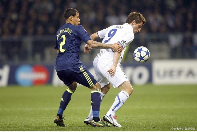 里昂主场大胜特鲁瓦，一口气冲向前排