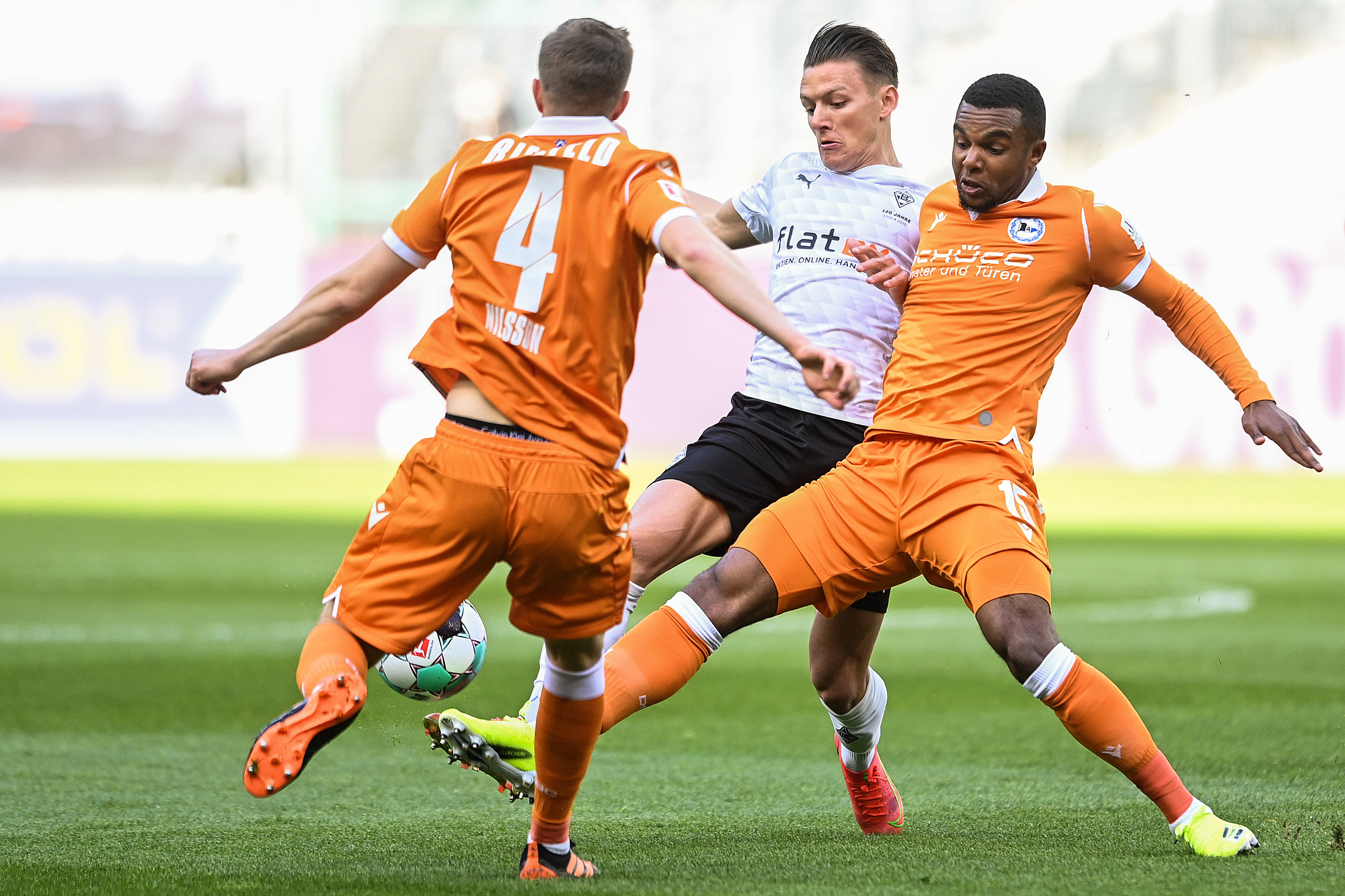 门兴格拉德巴赫球员心态稳定，迎接挑战