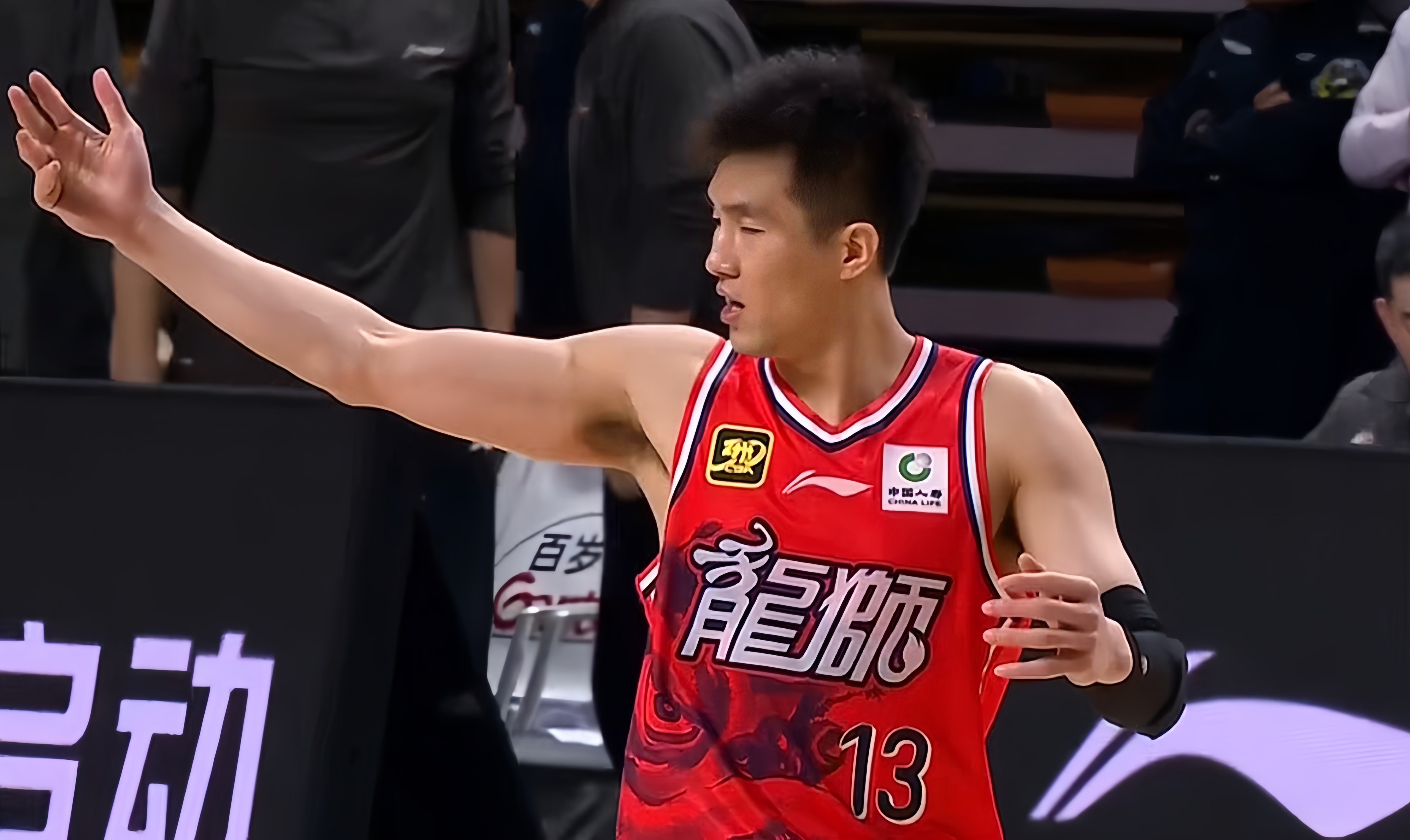 广东男篮主场大战成功,重回胜利轨道 广东男篮主场大战成功,重回胜利轨道