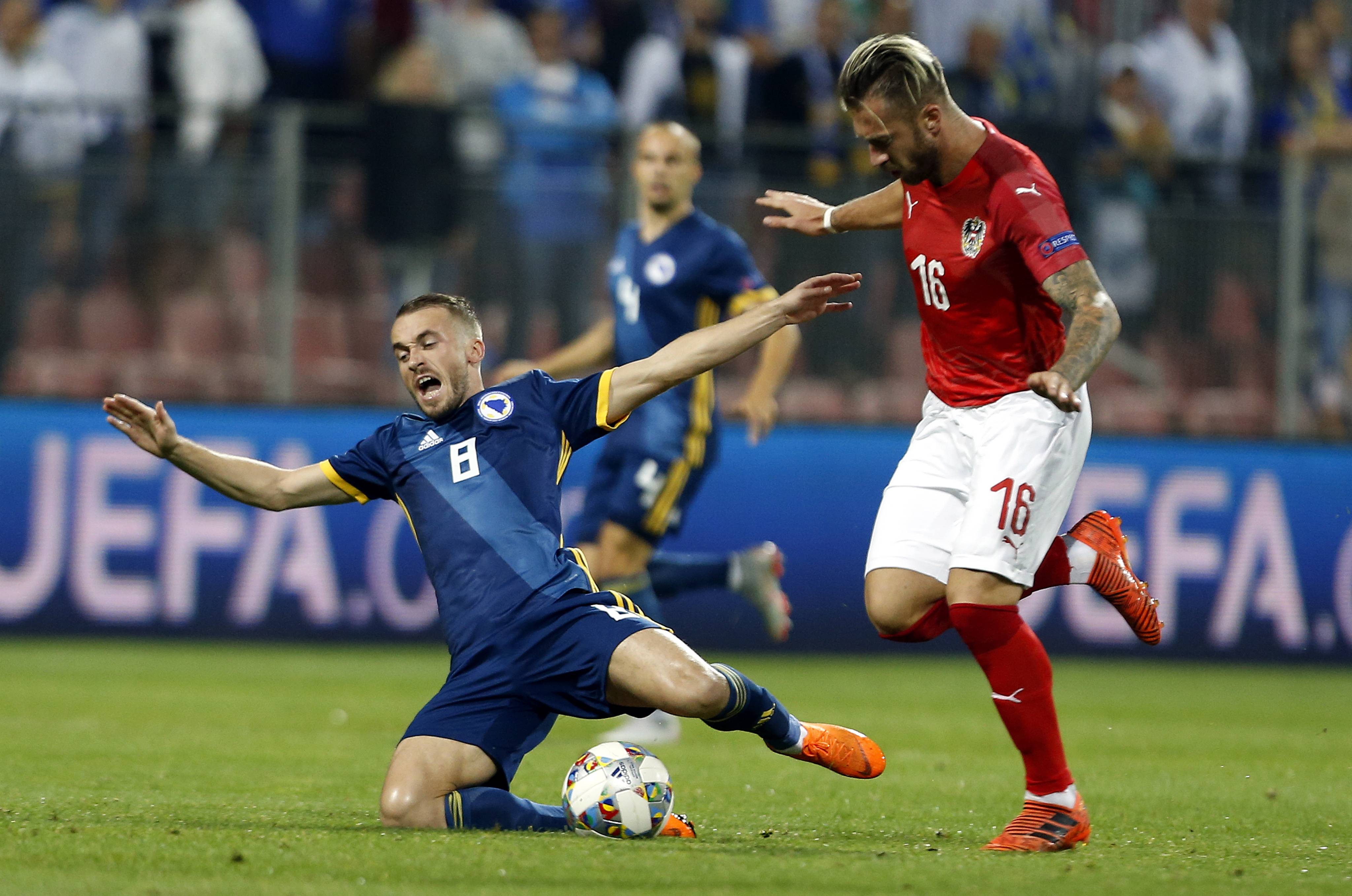 丹麦客场击败奥地利，小组领先优势巩固